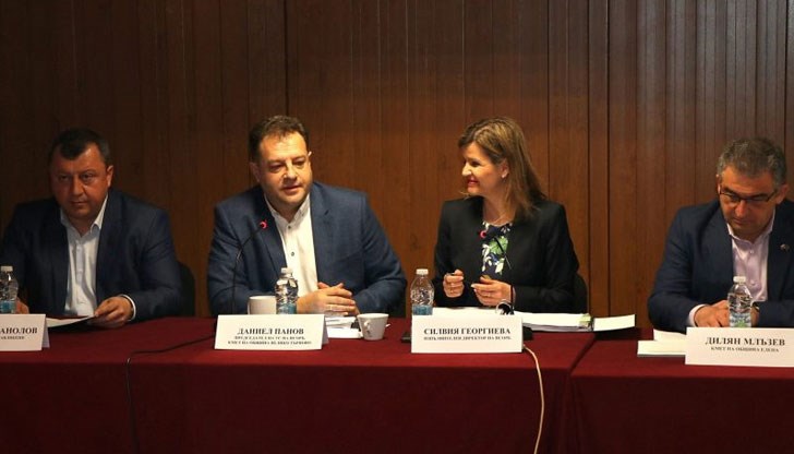 Настояват и за промяна в обхвата на патентния данък и за въвеждане на местен данък върху земеделските земи Настояват и за промяна в обхвата на патентния данък и за въвеждане на местен данък върху земеделските земи