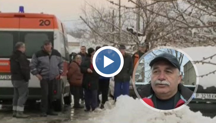 На място е извършен оглед от съдебен лекар и експерти на пожарната