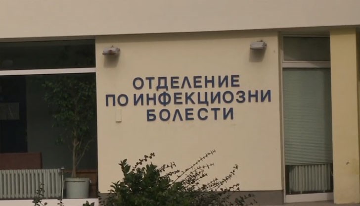 20-годишната жена е приета в не се е чувствала добре още в България, но в Рим се е влошила