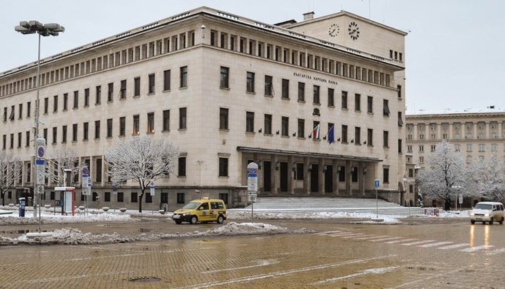 По двама нови милионери се "пръкват" на всеки три дни в страната