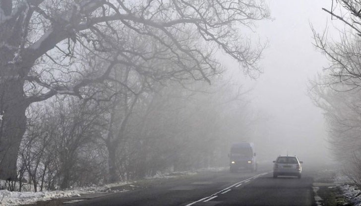 Пътищата в област Разград са непроходими заради снегонавявания