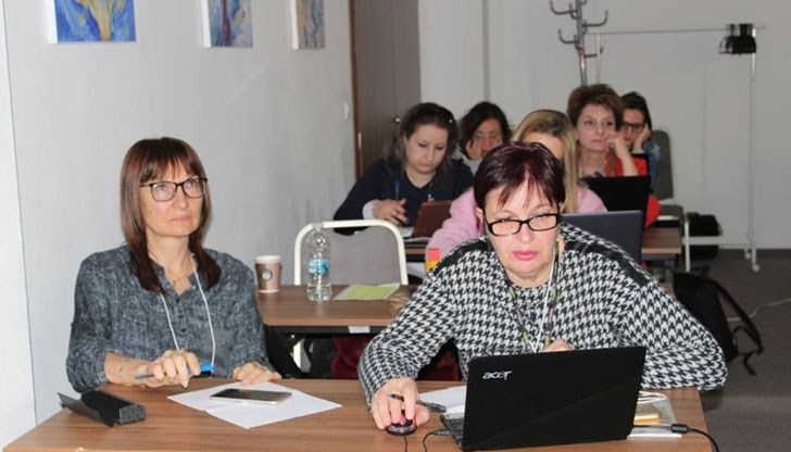 Ще бъде създаден електронен регистър, в който 7 дни преди обучението фирмите ще посочват мястото и часа му Ще бъде създаден електронен регистър, в който 7 дни преди обучението фирмите ще посочват мястото и часа му