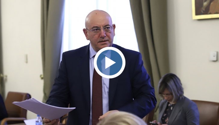 Легалният бизнес страда за сметка на нелегалния, заяви Емил Димитров