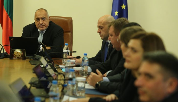 Ще обсъдят също проект за приемане на план за действие в борбата с измамите, засягащи финансовите интереси на Европейския съюз Ще обсъдят също проект за приемане на план за действие в борбата с измамите, засягащи финансовите интереси на Европейския съюз