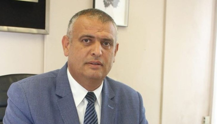 Причина за посещението му там е заръката на премиера Бойко Борисов от днес сутринта във връзка с винетките