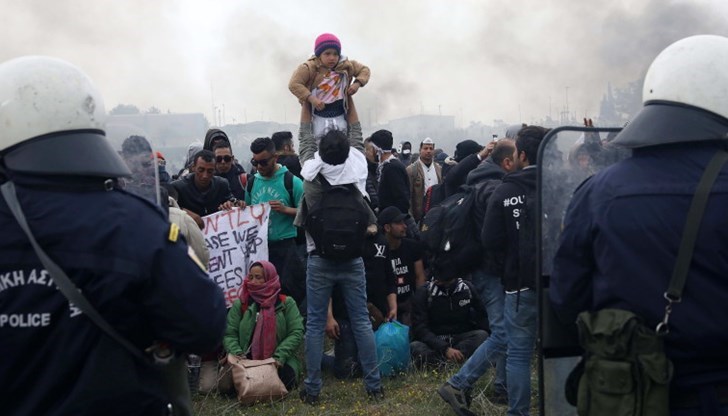 Със специални камери и патрули ще спира мигранти