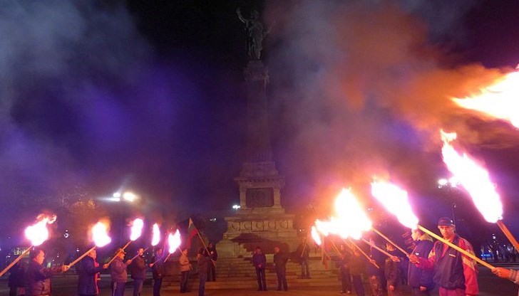 Факелно шествие ще премине утре вечер по централната пешеходна улица в Русе