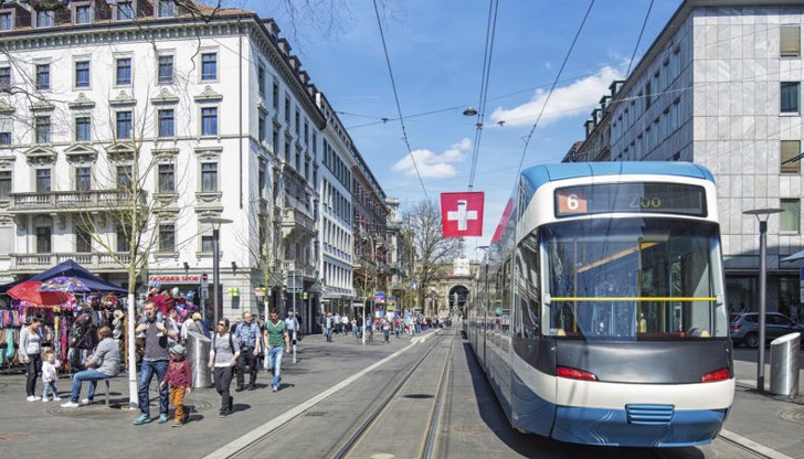 През май швейцарците ще гласуват на референдум за евентуално ограничаване на имиграцията През май швейцарците ще гласуват на референдум за евентуално ограничаване на имиграцията