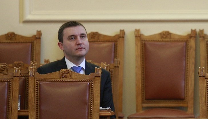 Над 840 милиона лева повече ще влязат в хазната през януари