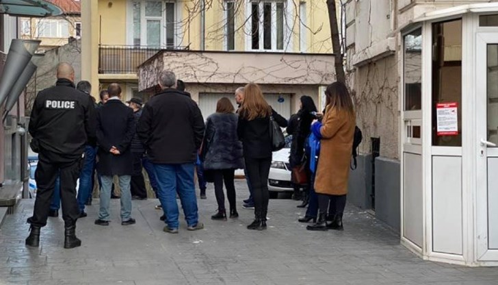 Започна изземването на вещи от колекцията на Васил Божков