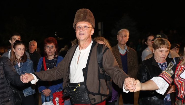 Пълен списък на депутатите и изминатите от тях километри със служебните автомобили на Парламента!