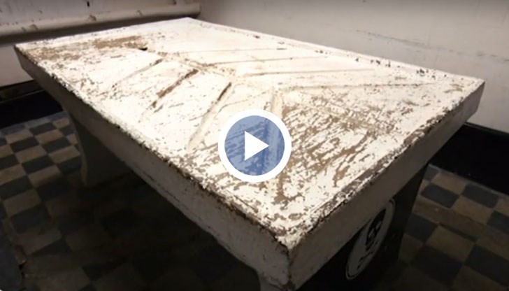 Стотици трупове залежават в моргите у нас