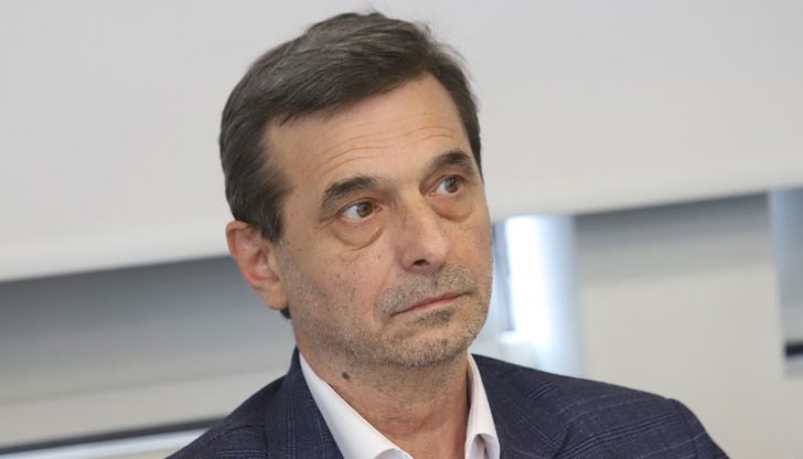 В глобален мащаб се води една търговска война, в която България отново е на губещата страна, заяви лидерът на КТ „Подкрепа“ Димитър Манолов