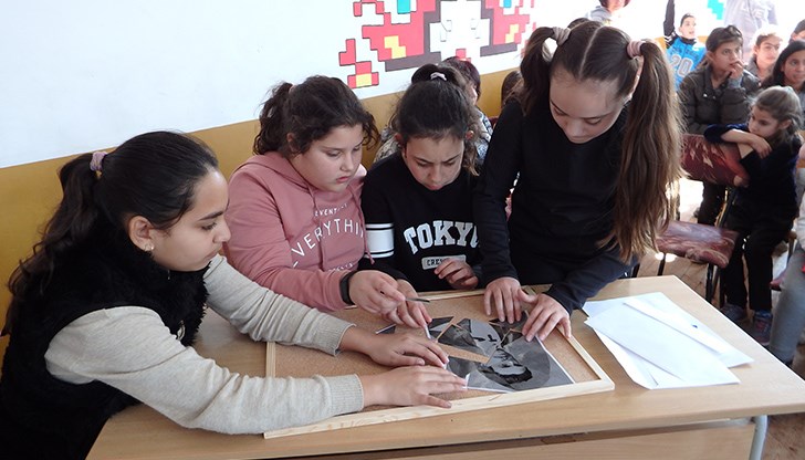 147-та годишнина от гибелта на Васил Левски се превърна в открит урок по родолюбие за учениците от ОУ „Христо Ботев“