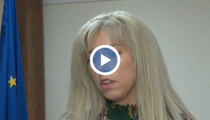 Майката твърди, че детето е паднало по стълбите