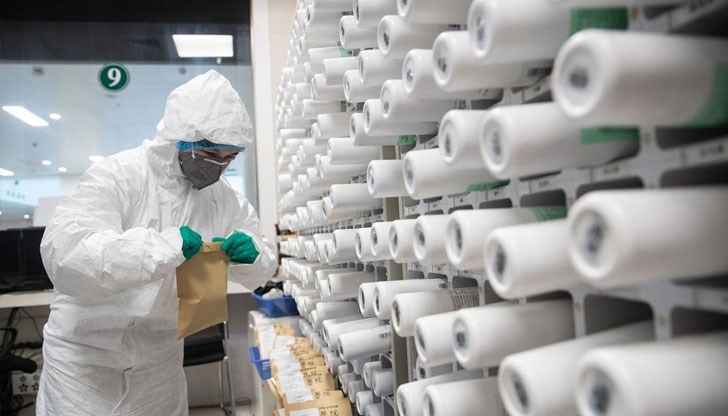 Наноматериалът може да абсорбира и деактивира коронавируса с 96,5% - 99,9% ефективност Наноматериалът може да абсорбира и деактивира коронавируса с 96,5% - 99,9% ефективност