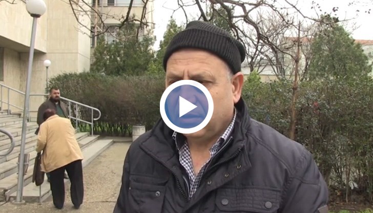 Хората ги дават, защото са в безизходица в ситуация на извънредно положение