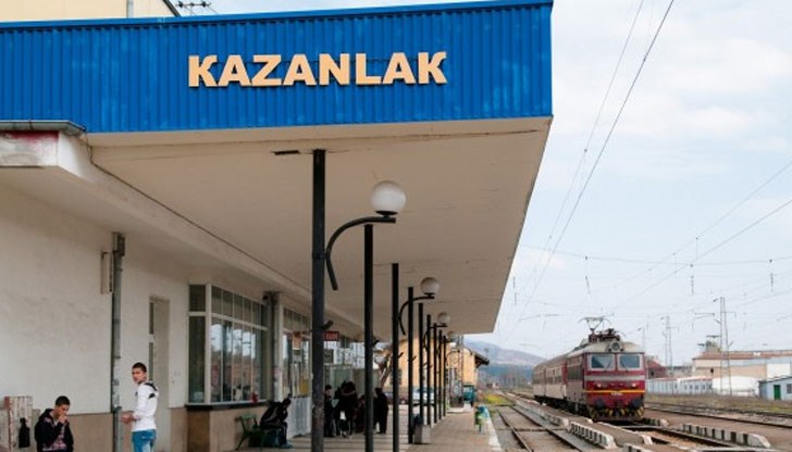 Самоубийството спря влаковете на гара Казанлък