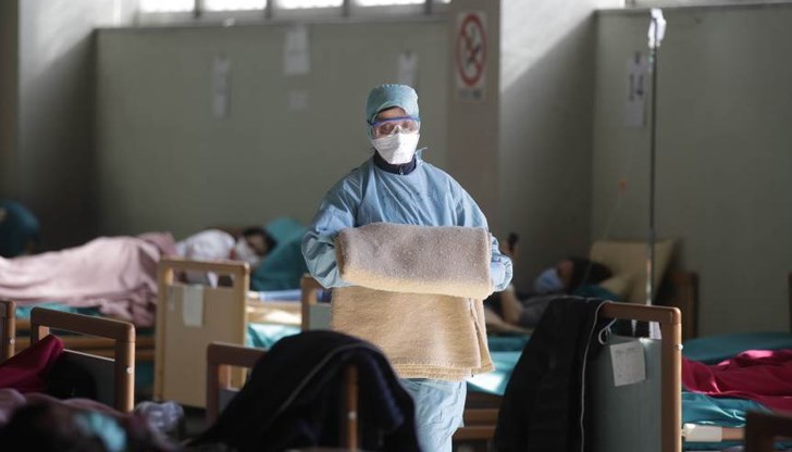 Само за едно денонощие жертвите на COVID-19 в страната са били 462 Само за едно денонощие жертвите на COVID-19 в страната са били 462