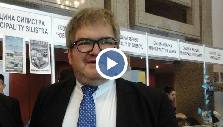 За мен това е работа на фенове, коментира главният редактор на „24 часа“