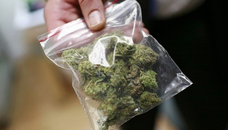 В РУ – Ветово се изясняват три случая за притежание на наркотици В РУ – Ветово се изясняват три случая за притежание на наркотици