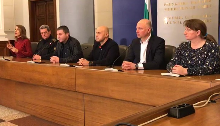 Питам господа управляващите – какво да правят обикновените бачкатори? Питам господа управляващите – какво да правят обикновените бачкатори?