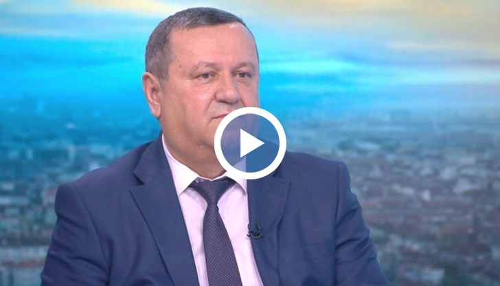 Системата ще бъде изправена пред изключително сериозни проблеми, те работят на няколко места, за да не се усеща недостигът им