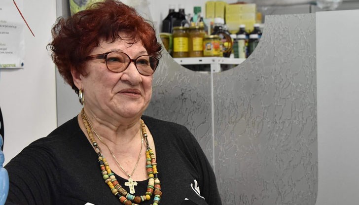 Разумните хора може да приложат елементарните ми съвети и да не изпадат в паника, категорична е Катя Иванова Разумните хора може да приложат елементарните ми съвети и да не изпадат в паника, категорична е Катя Иванова