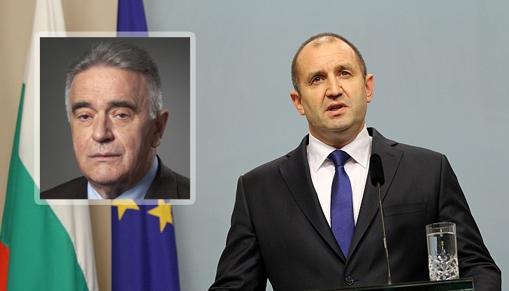 Димитър Икономов е дългогодишен дипломат от кариерата и е заемал редица ръководни длъжности в държавните институции и дипломатическите ни представителства в чужбина Димитър Икономов е дългогодишен дипломат от кариерата и е заемал редица ръководни длъжности в държавните институции и дипломатическите ни представителства в чужбина