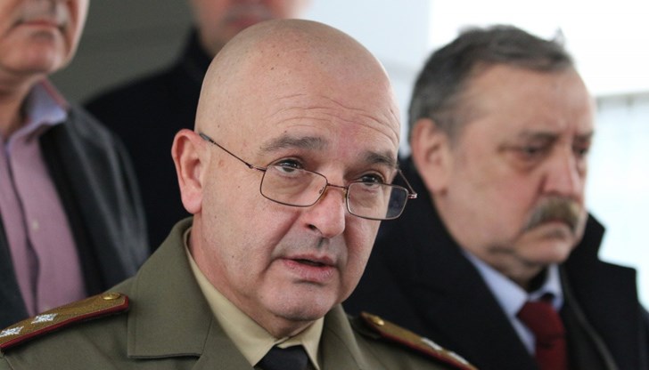 Спиране на учебни часове за 14 дни ще има само, ако в конкретно училище се констатира случай на коронавирус Спиране на учебни часове за 14 дни ще има само, ако в конкретно училище се констатира случай на коронавирус