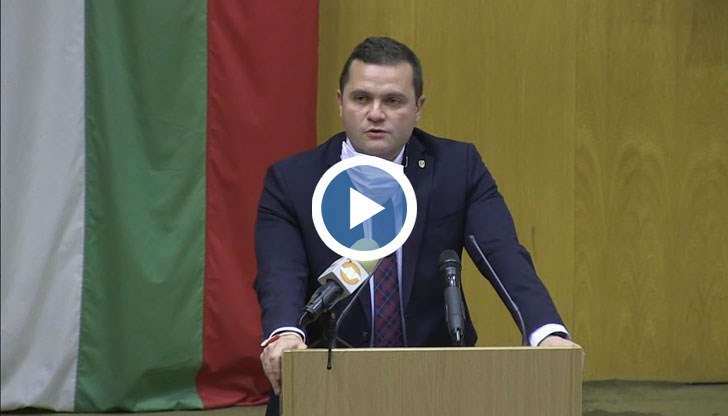 Общинските съветници на ГЕРБ се разбягаха в първия труден момент, заяви кметът на Русе