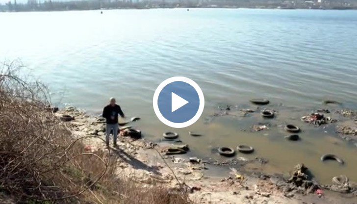 От екоинспекцията съобщиха, че авария на канализационната система е предизвикала замърсяването