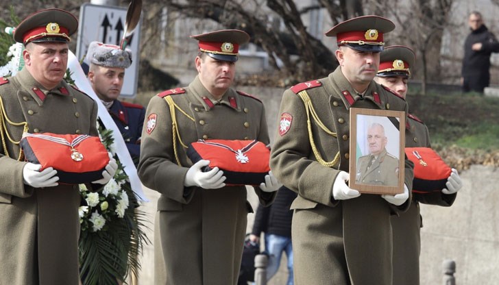 Генерал Боцев ще бъде погребан в родния си Гоце Делчев в понеделник
