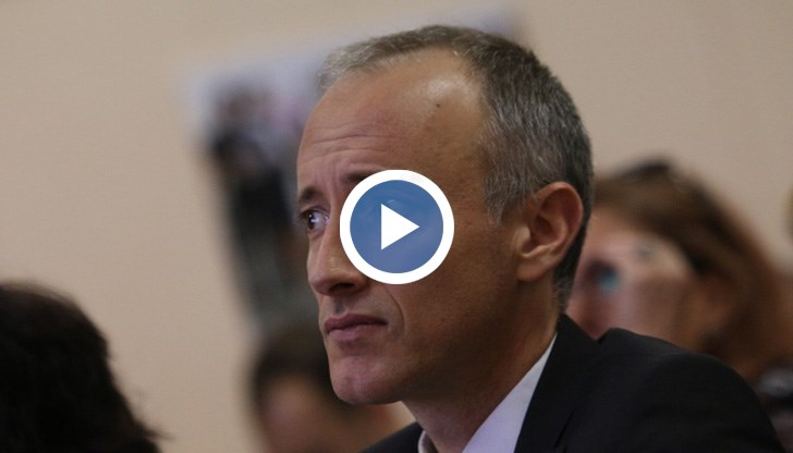 Подкрепата на родителите е много важна и сега"