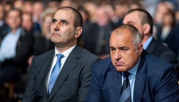 За Цветанов най-силната победа би била не да види края на ГЕРБ, а да направи така, че Борисов сам да го потърси в името на това да се спаси най-важното за политическото оцеляване – участието във властта