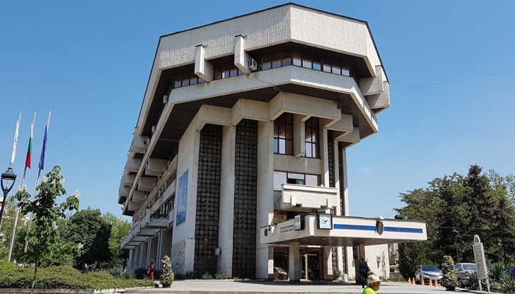 Нека всички обединим сили пред това голямо предизвикателство Нека всички обединим сили пред това голямо предизвикателство