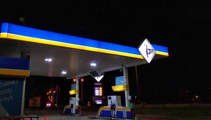 Полицията в Русе издирва двама мъже, отнели оборота Полицията в Русе издирва двама мъже, отнели оборота