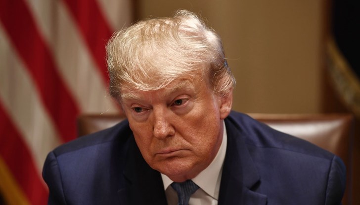 Президентът на САЩ заяви, че обмисля поставянето на някои щати под карантина заради пандемията от коронавируса Президентът на САЩ заяви, че обмисля поставянето на някои щати под карантина заради пандемията от коронавируса