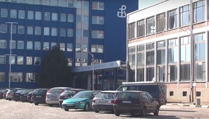 На мястото е извършен оглед, част от кабелите, станали обект на посегателство са предадени на полицията На мястото е извършен оглед, част от кабелите, станали обект на посегателство са предадени на полицията