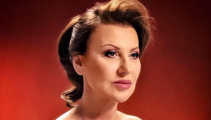 Голямата дъщеря на Илиана Раева и Наско Сираков Славея роди момиченце