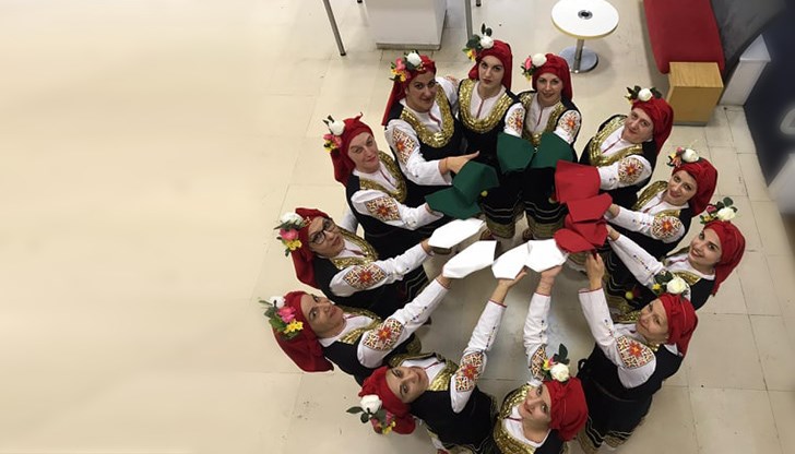 Танцьорките участваха в осмото издание на фестивала „Среща с пролетта“, който се проведе в столицата на Сърбия