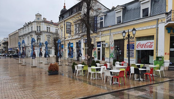 Екипи на общинската администрация проверяват за нарушители