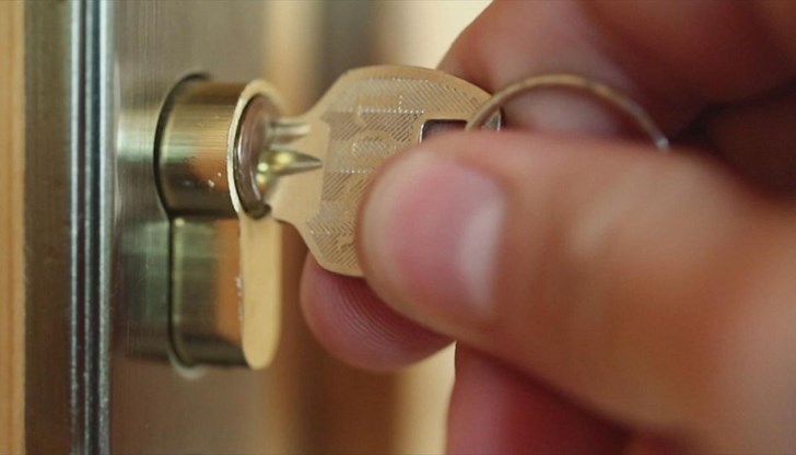 Три досъдебни производства за нарушаване на разпоредбите срещу разпространението на коронавируса са образувани във Великотърновско Три досъдебни производства за нарушаване на разпоредбите срещу разпространението на коронавируса са образувани във Великотърновско