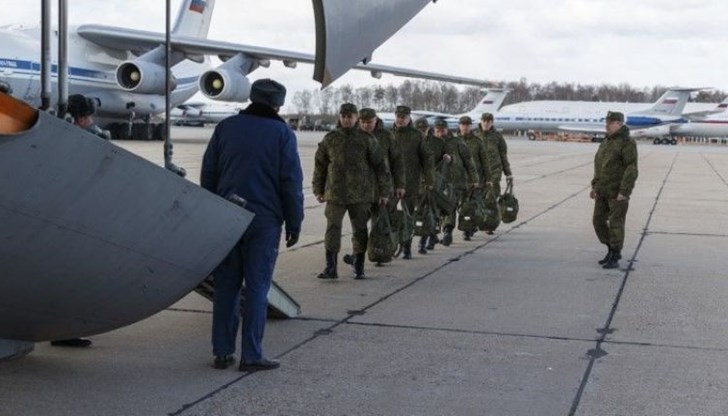 Вече седем самолета Ил-76 от военно-транспортната авиация на ВКС на Русия излетяха днес от летище Чкаловски, Московска област, за Италия, за да доставят руски военни лекари - вирусолози и епидемиолози