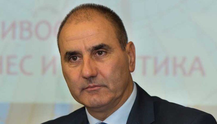 Радвам се, че градът непрекъснато се разхубавява, запазвайки своя характерен уют и неповторимия си дух Радвам се, че градът непрекъснато се разхубавява, запазвайки своя характерен уют и неповторимия си дух