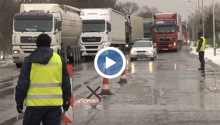 Усложнената зимна обстановка внесе допълнително напрежение от сутринта