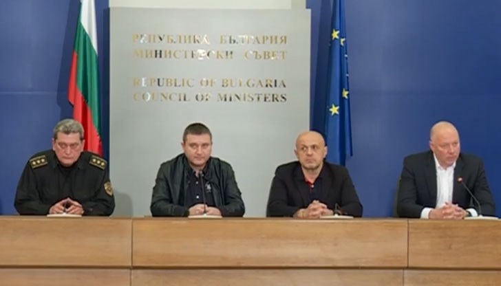 Неадекватността на правителството особено силно пролича днес