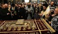 Светият Синод: На Велики петък да не се докосва Светата Плащаница