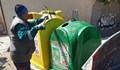 Дезинфекцират контейнерите за разделно събиране на отпадъци в Русе