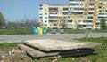 Съборени панели в квартал "Чародейка"
